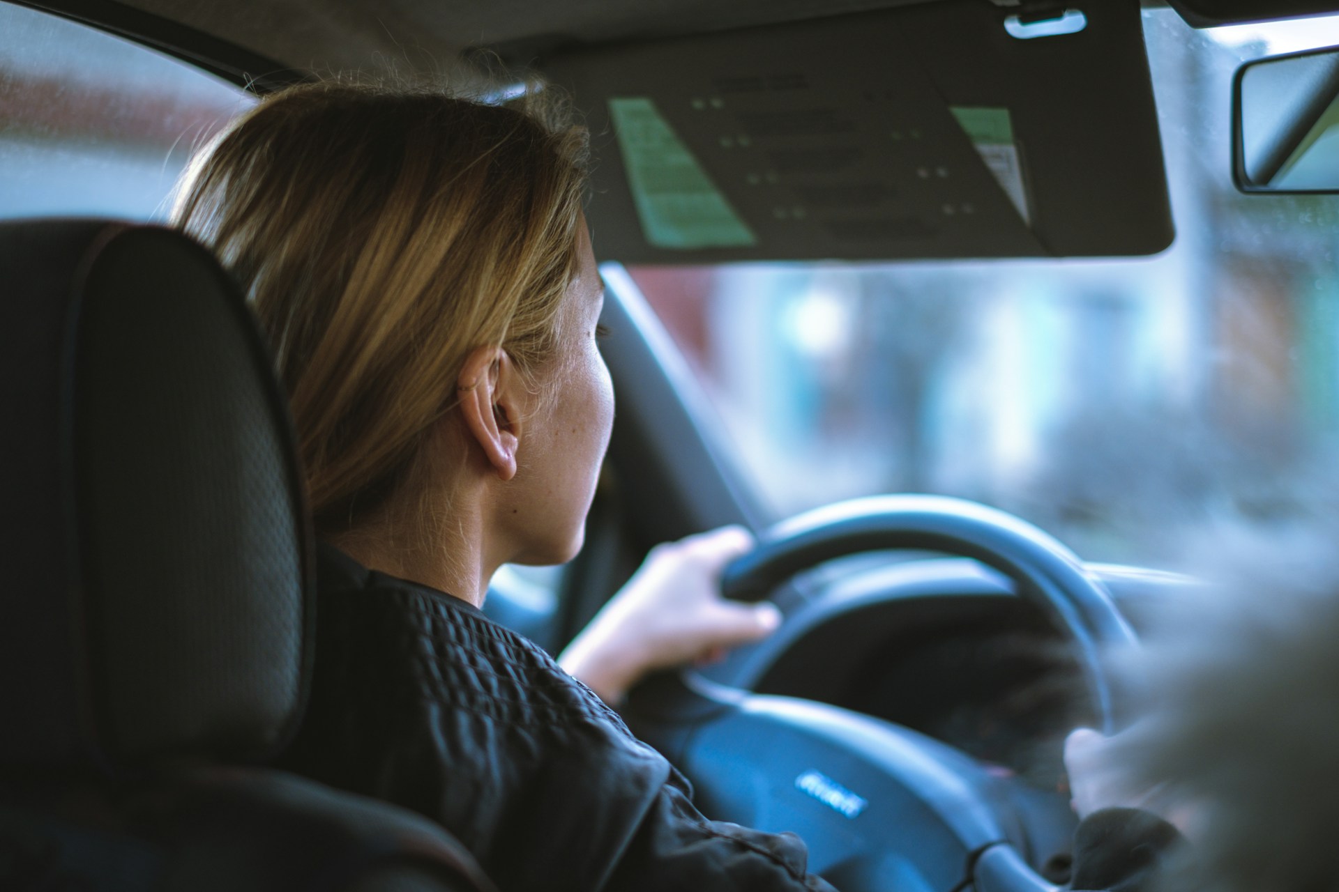 10 Driving Tips for First-Time Drivers in Canada (2025 Updated)